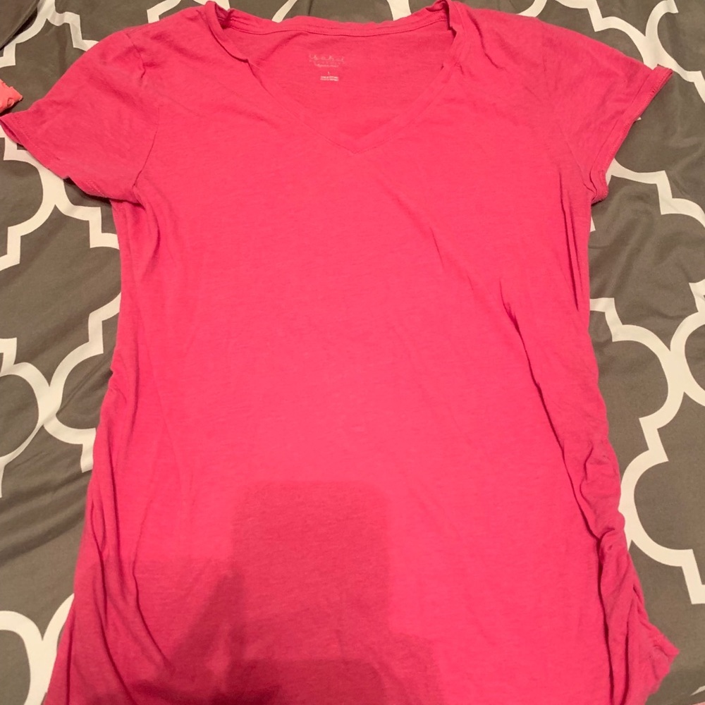 Isabel maternity V-Neck shirt